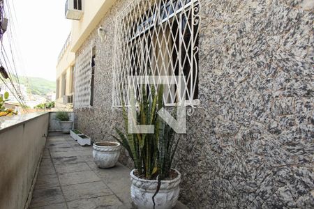 Casa de condomínio à venda com 250m², 3 quartos e sem vagaVaranda/Área Externa