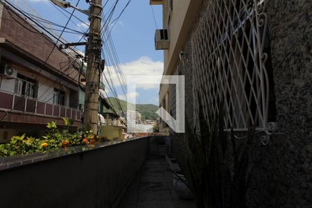 Casa de condomínio à venda com 250m², 3 quartos e sem vagaVaranda/Área Externa