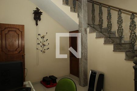 Casa de condomínio à venda com 250m², 3 quartos e sem vagaHall (1º Andar)