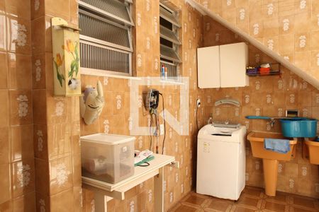 Casa de condomínio à venda com 250m², 3 quartos e sem vagaÁrea de Serviço (1º Andar)