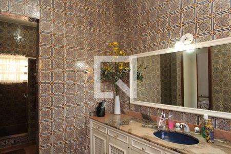 Casa de condomínio à venda com 250m², 3 quartos e sem vagaBanheiro do Quarto 3 - Suíte (2º Andar)