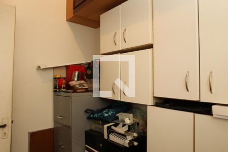 Casa de condomínio à venda com 250m², 3 quartos e sem vagaQuarto de Serviço (1º Andar)