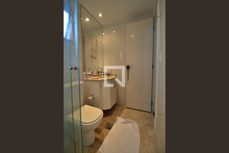 Apartamento à venda com 490m², 4 quartos e 5 vagasBanheiro da Suíte 4