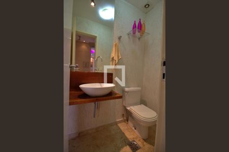 Apartamento à venda com 490m², 4 quartos e 5 vagaslavabo 