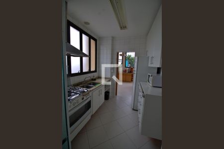 Apartamento à venda com 490m², 4 quartos e 5 vagasCozinha 