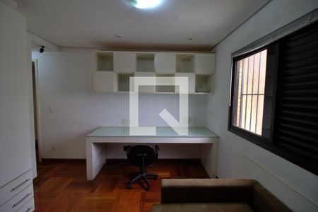 Apartamento à venda com 490m², 4 quartos e 5 vagasSuíte 1