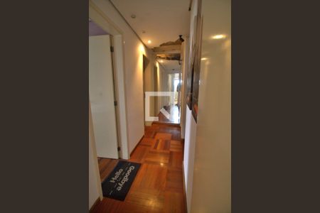 Apartamento à venda com 490m², 4 quartos e 5 vagasCorredor 