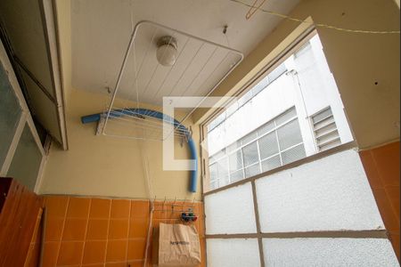 Apartamento à venda com 61m², 1 quarto e sem vagaÁrea de Serviço