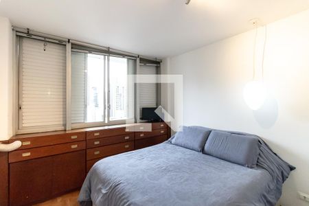Quarto 1 de apartamento à venda com 3 quartos, 130m² em Itaim Bibi, São Paulo