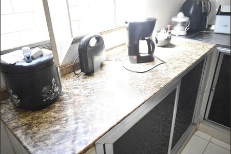 Casa para alugar com 80m², 2 quartos e 3 vagasDetalhe da cozinha