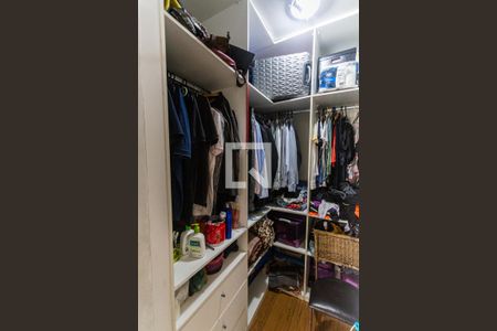 Apartamento para alugar com 250m², 4 quartos e 2 vagasCloset da Suíte 1