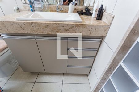 Apartamento para alugar com 250m², 4 quartos e 2 vagasArmário do Banheiro da Suíte 2