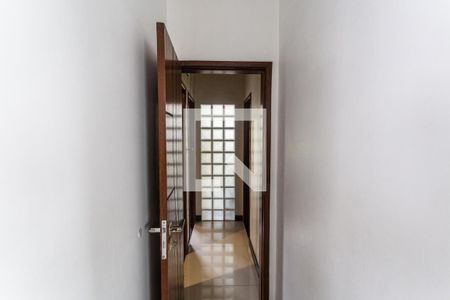 Corredor de apartamento para alugar com 4 quartos, 250m² em São Lucas, Belo Horizonte