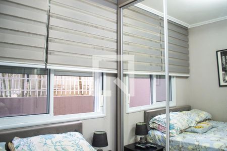 Quarto de apartamento à venda com 1 quarto, 57m² em Teresópolis, Porto Alegre