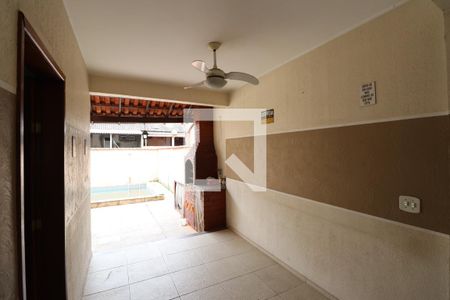 Casa de condomínio para alugar com 200m², 3 quartos e 1 vagaÁrea de Serviço