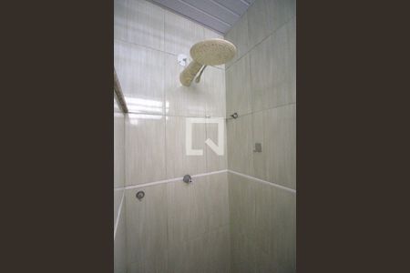 Banheiro de casa de condomínio para alugar com 3 quartos, 200m² em Galo Branco, São Gonçalo