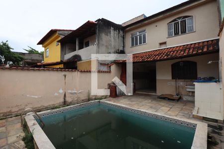 Casa de condomínio para alugar com 200m², 3 quartos e 1 vagaPiscina