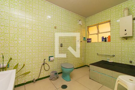 Apartamento à venda com 145m², 3 quartos e 1 vagaBanheiro da Suíte 1