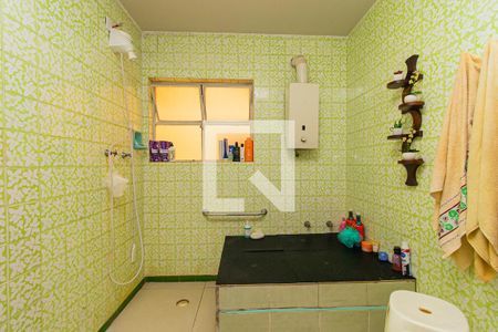 Apartamento à venda com 145m², 3 quartos e 1 vagaBanheiro da Suíte 1