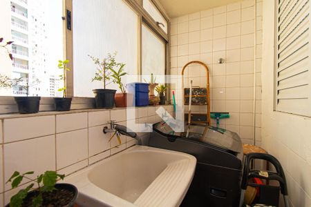 Apartamento à venda com 145m², 3 quartos e 1 vagaÁrea de Serviço