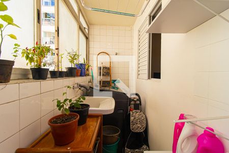 Apartamento à venda com 145m², 3 quartos e 1 vagaÁrea de Serviço