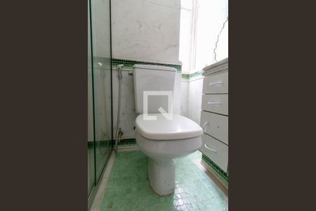 Apartamento à venda com 110m², 3 quartos e 2 vagas Apartamento à venda com 110m², 3 quartos e 2 vagasBanheiro da Suíte