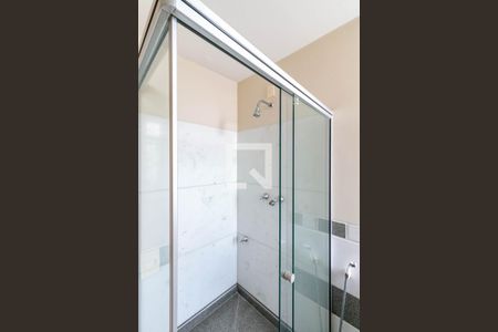 Apartamento à venda com 110m², 3 quartos e 2 vagas Apartamento à venda com 110m², 3 quartos e 2 vagasBanheiro Social