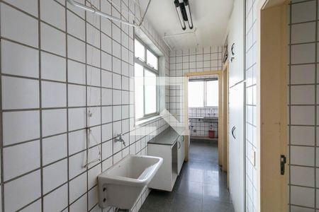 Apartamento à venda com 110m², 3 quartos e 2 vagas Apartamento à venda com 110m², 3 quartos e 2 vagasCozinha e Área de Serviço