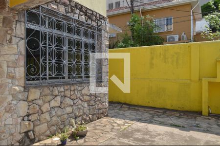 Casa para alugar com 191m², 3 quartos e 1 vagaFachada