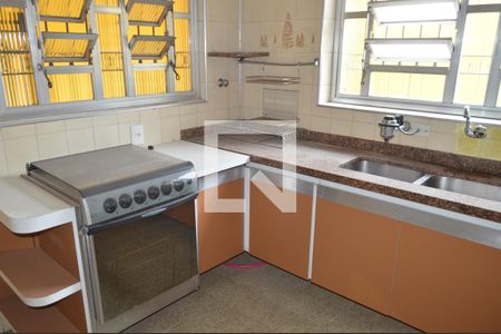 Casa para alugar com 191m², 3 quartos e 1 vagaCozinha