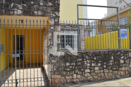 Casa para alugar com 191m², 3 quartos e 1 vagaFachada + Plaquinha