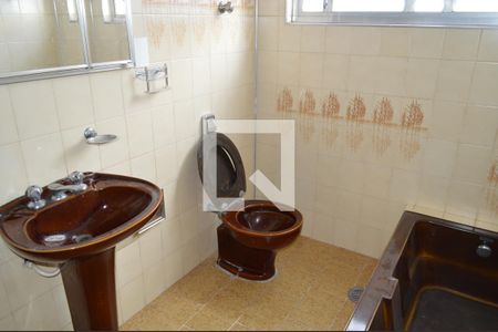 Casa para alugar com 191m², 3 quartos e 1 vagaBanheiro