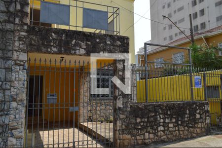 Casa para alugar com 191m², 3 quartos e 1 vagaFachada + Plaquinha