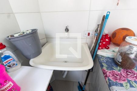 Casa de condomínio à venda com 80m², 2 quartos e 2 vagasÁrea de serviço