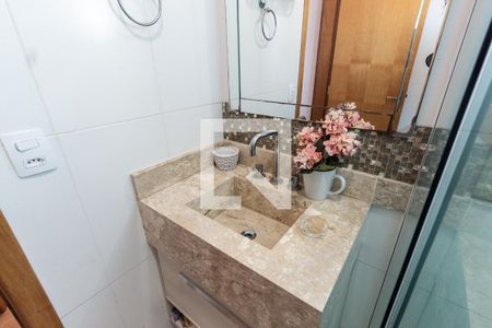 Casa de condomínio à venda com 80m², 2 quartos e 2 vagasSuíte