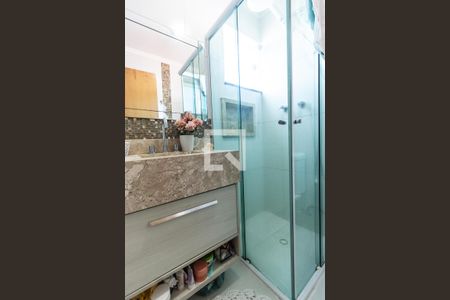 Casa de condomínio à venda com 80m², 2 quartos e 2 vagasSuíte