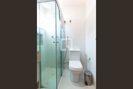 Casa de condomínio à venda com 80m², 2 quartos e 2 vagasSuíte