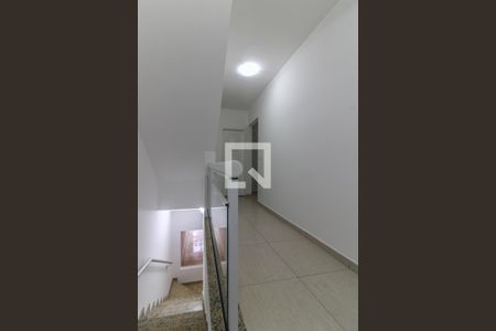 Corredor  de casa de condomínio à venda com 5 quartos, 270m² em Recreio dos Bandeirantes, Rio de Janeiro
