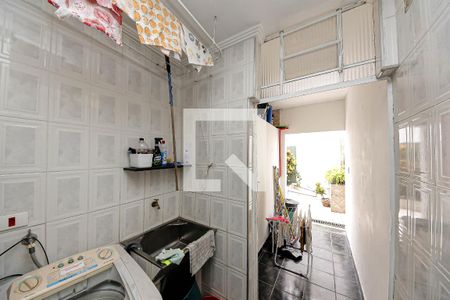 Casa à venda com 326m², 6 quartos e 3 vagasÁrea de Serviço
