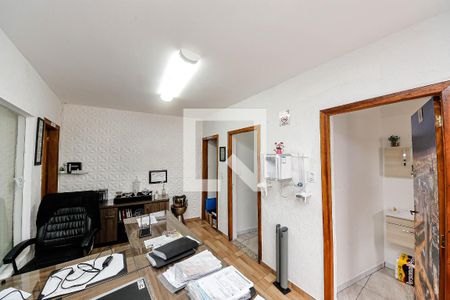 Casa à venda com 326m², 6 quartos e 3 vagasQuarto 4