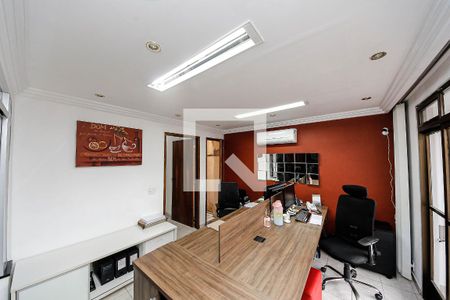 Casa à venda com 326m², 6 quartos e 3 vagasQuarto 6