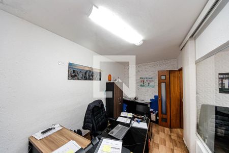 Casa à venda com 326m², 6 quartos e 3 vagasQuarto 5