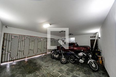 Casa à venda com 326m², 6 quartos e 3 vagasGaragem