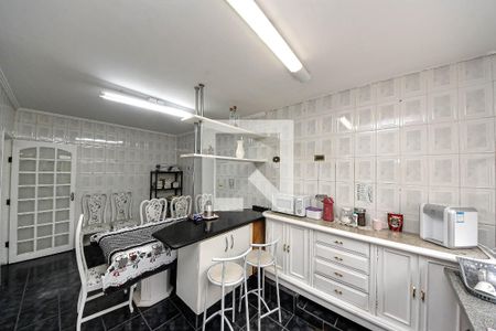 Casa à venda com 326m², 6 quartos e 3 vagasCozinha