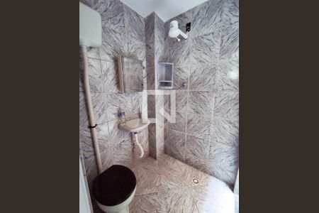 Banheiro Social  de kitnet/studio para alugar com 1 quarto, 26m² em Engenho de Dentro, Rio de Janeiro