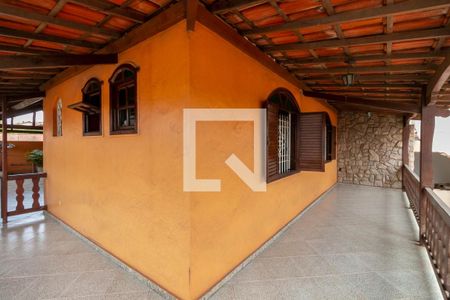 Casa à venda com 360m², 5 quartos e 2 vagasÁrea Externa