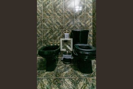 Casa à venda com 360m², 5 quartos e 2 vagasBanheiro da Suíte