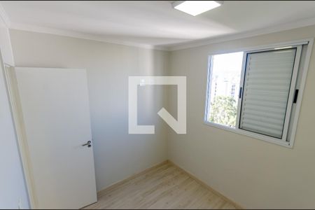 Quarto 1 de apartamento para alugar com 2 quartos, 55m² em Jardim Íris, São Paulo