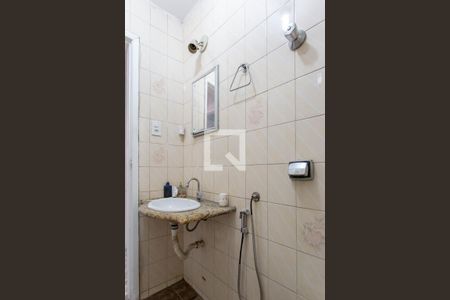 Casa à venda com 100m², 3 quartos e 1 vaga Casa à venda com 100m², 3 quartos e 1 vagaBanheiro Social