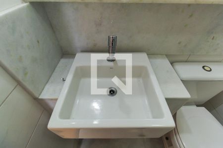 Apartamento à venda com 57m², 2 quartos e 1 vagaBanheiro da Suíte 2